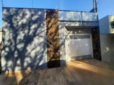 Casa com 3 Quartos à venda, 170m² no Jardim Ipanema, São Carlos