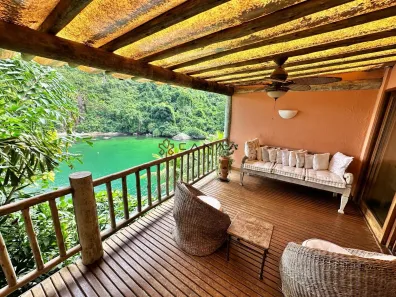 Casa de Condomínio com 4 Quartos à venda, 250m² no Gambôa do Belém (Cunhambebe), Angra dos Reis