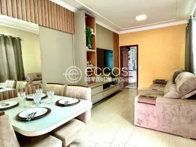 Casa com 3 Quartos à venda, 170m² no Granada, Uberlândia