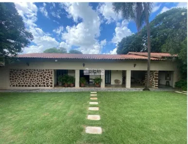 Casa com 4 Quartos à venda, 411m² no Recreio dos Bandeirantes, Uberaba