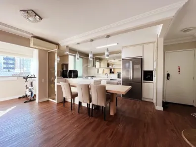 Apartamento com 3 Quartos à venda, 89m² no Centro, Florianópolis