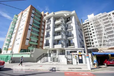 Apartamento com 2 Quartos à venda, 75m² no Trindade, Florianópolis