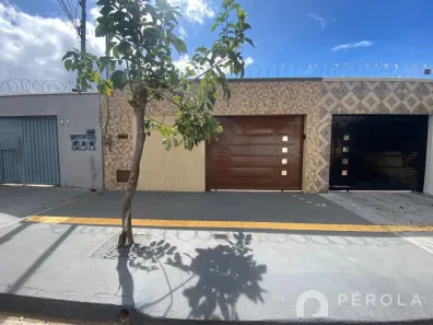 Casa com 3 Quartos à venda, 150m² no Parque Amazônia, Goiânia