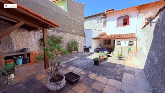 Casa com 3 Quartos à venda, 180m² no Santa Branca, Belo Horizonte