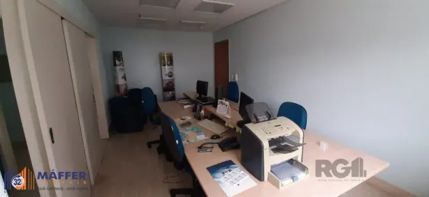 Sala Comercial à venda, 37m² no Floresta, Porto Alegre