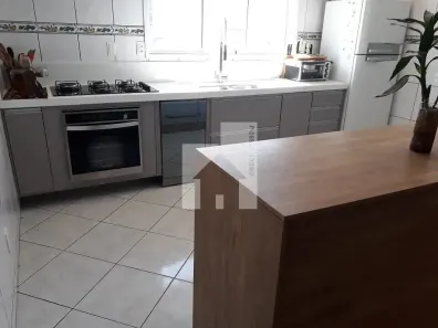 Casa com 3 Quartos à venda, 210m² no Parque Cidade Jardim II, Jundiaí