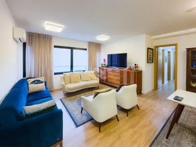 Apartamento com 3 Quartos à venda, 102m² no Passo da Areia, Porto Alegre