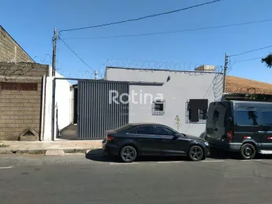 Galpão/Depósito/Armazém para alugar, 230m² no Marta Helena, Uberlândia