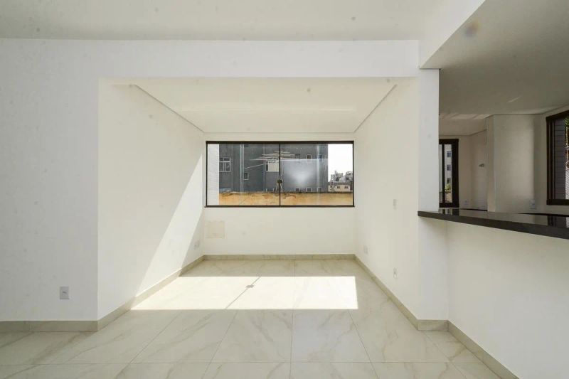 Apartamento com 3 quartos — Sagrada Família, Belo Horizonte