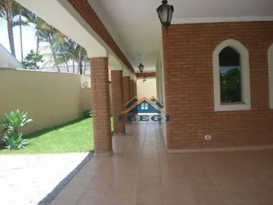 Casa de Condomínio com 3 Quartos para venda ou aluguel, 800m² no Marambaia, Vinhedo