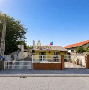 Lote/Terreno à venda, 330m² no Armação, Penha