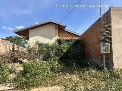Casa com 2 Quartos à venda, 180m² no Residencial Portal dos Ipês, Montes Claros