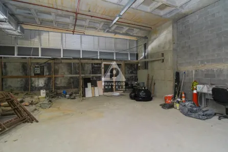Ponto Comercial à venda, 696m² no Centro, Rio de Janeiro