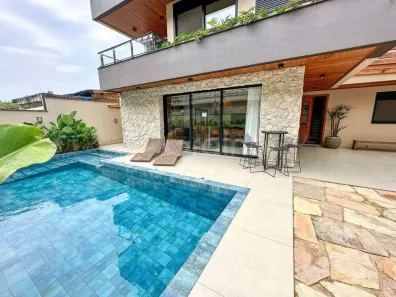 Casa com 4 Quartos à venda, 350m² no Campeche, Florianópolis