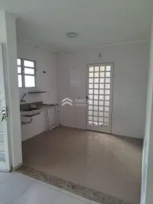 Casa de Condomínio com 3 Quartos para alugar, 70m² no Narita Garden, Vargem Grande Paulista