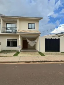 Sobrado com 4 Quartos à venda, 200m² no Rio Madeira, Porto Velho