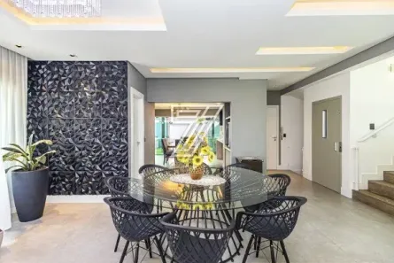 Casa de Condomínio com 3 Quartos à venda, 303m² no São Braz, Curitiba