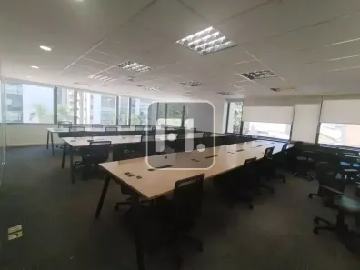 Sala Comercial à venda, 200m² no Vila Olímpia, São Paulo