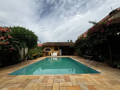 Casa com 3 Quartos à venda, 353m² no Jardim Santa Maria, Jacareí