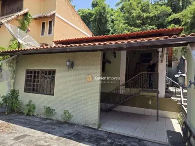 Casa com 2 Quartos à venda, 250m² no Vila Valqueire, Rio de Janeiro