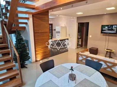 Sobrado com 3 Quartos à venda, 202m² no Jardim Terralão, Caraguatatuba