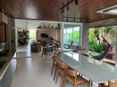Casa de Condomínio com 3 Quartos à venda, 275m² no Jardins Valência, Goiânia