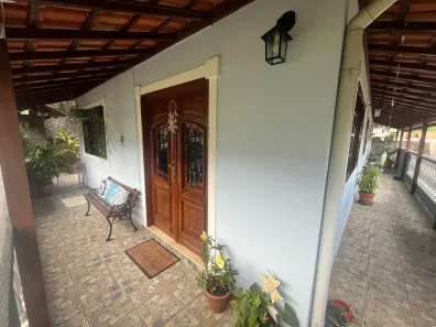 Casa com 2 Quartos à venda, 140m² no Bingen, Petrópolis