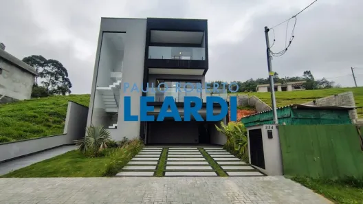 Casa de Condomínio com 3 Quartos à venda, 298m² no Sítio do Morro, Santana de Parnaíba