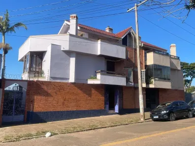 Casa com 5 Quartos à venda, 430m² no Menino Deus, Porto Alegre
