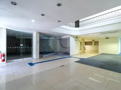 com 8 Quartos para alugar, 700m² no Indianópolis, São Paulo