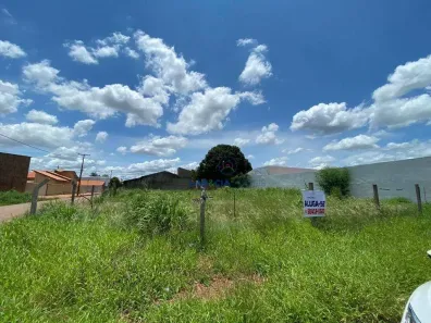 Lote/Terreno para venda ou aluguel, 720m² no Petrópolis, Várzea Grande