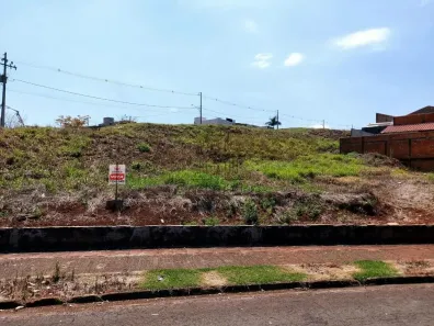 Lote/Terreno à venda, 335m² no Residencial Café Cereja, Londrina