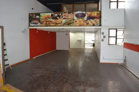 Ponto Comercial para alugar, 360m² no Centro Histórico, Porto Alegre
