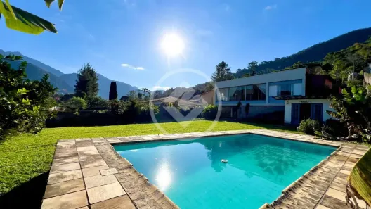 Casa com 4 Quartos à venda, 161m² no Carlos Guinle, Teresópolis