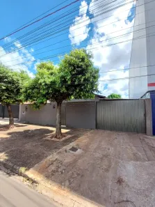 Casa com 3 Quartos para alugar, 118m² no Jardim Água Boa, Dourados
