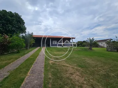 Fazenda/Sítio com 3 Quartos para alugar, 300m² no Centro, Marília