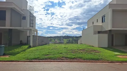 Lote/Terreno à venda, 259m² no Jardins Parma, Senador Canedo