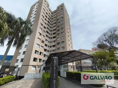 Apartamento com 3 Quartos para alugar, 65m² no Novo Mundo, Curitiba