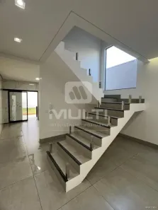 Casa com 3 Quartos à venda, 147m² no Santa Mônica, Uberlândia