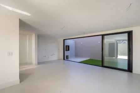 Sobrado com 3 Quartos à venda, 142m² no São Braz, Curitiba