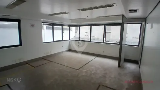 Sala Comercial à venda, 49m² no Liberdade, São Paulo