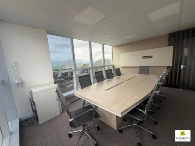 Sala Comercial para alugar, 99m² no América, Joinville