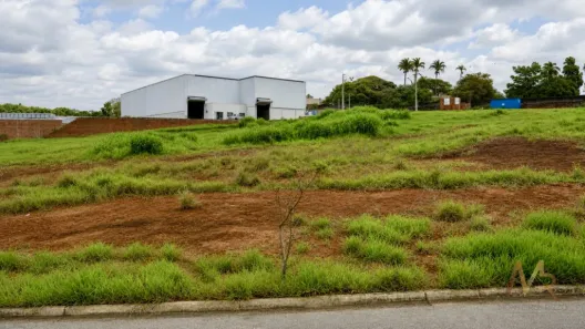 Lote/Terreno à venda, 1589m² no Parque das Bromélias, São João da Boa Vista
