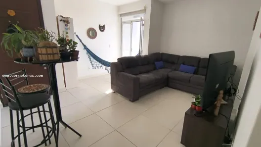 Apartamento com 2 Quartos à venda, 70m² no Campinas, São José