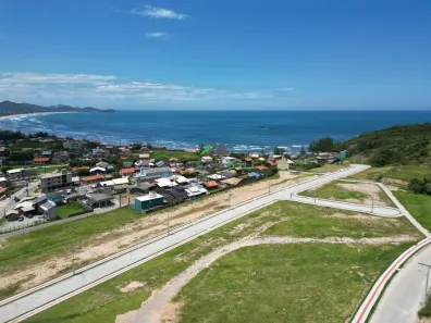 Lote/Terreno à venda, 300m² no Ribanceira, Imbituba