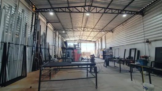 Galpão/Depósito/Armazém para alugar, 480m² no Vila Dutra, Bauru