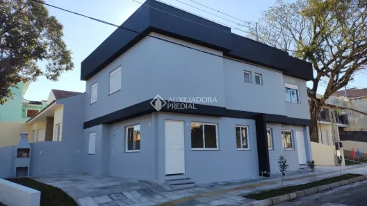Sobrado com 3 Quartos à venda, 101m² no Espírito Santo, Porto Alegre