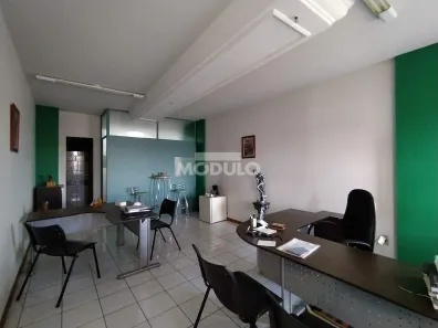 Sala Comercial para alugar, 50m² no Centro, Uberlândia