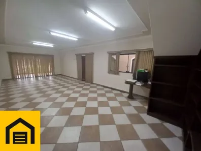 Sobrado com 2 Quartos à venda, 390m² no Jardim Guapituba, Mauá