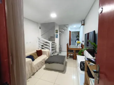 Sobrado com 2 Quartos à venda, 61m² no Samambaia, Praia Grande